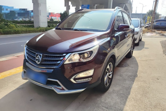 宝骏560 2015款 1.8L 手动豪华型