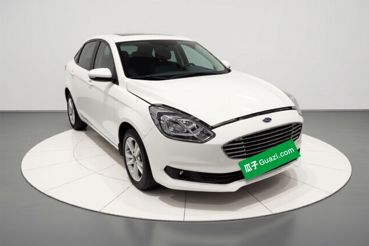 福特 福睿斯 2019款 1.5L 自动悦享型车身外观3