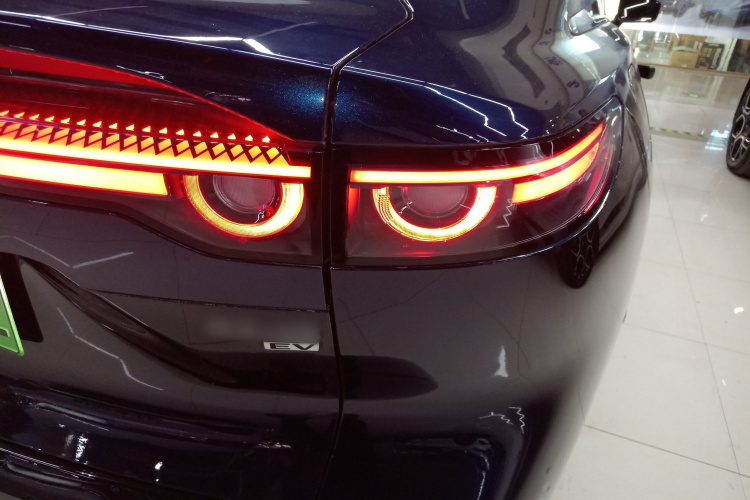 马自达EZ-6 2024款 纯电600智雅版车身外观9