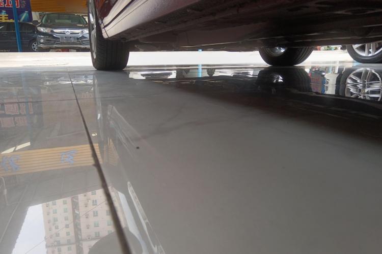 别克 英朗 2019款 18T 自动互联旗舰型 国V机舱底盘30