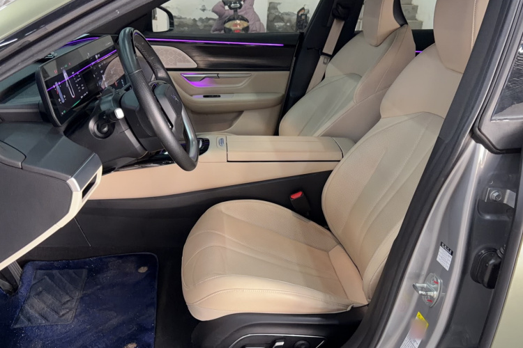 小鹏P7 2020款 670N中控内饰7001