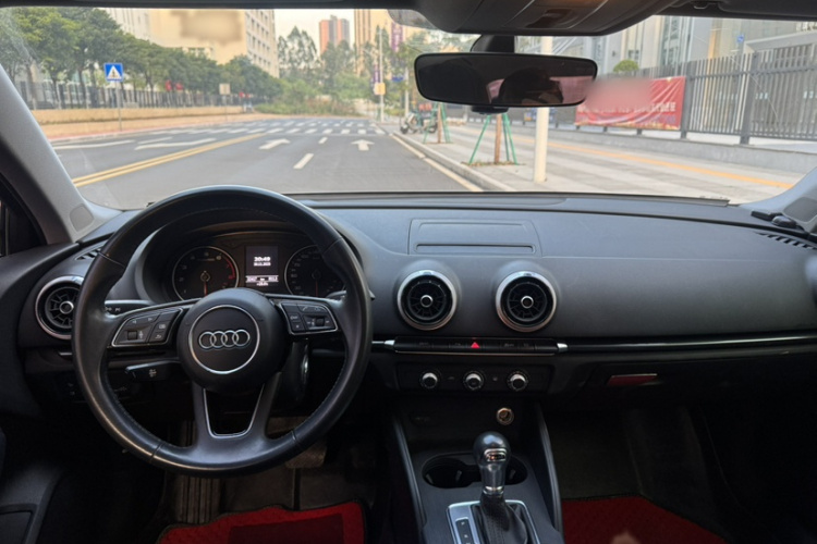 奥迪A3 2020款 Limousine 35 TFSI 时尚型 国VI中控内饰7001
