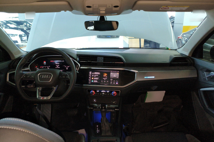 奥迪Q3 Sportback 2023款 40 TFSI 时尚型中控内饰12