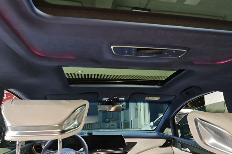 别克GL8 2022款 Avenir艾维亚 四座尊礼版局部细节22