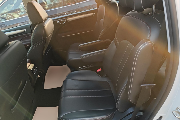 广汽传祺 传祺M6 2023款 PRO 270T DCT豪华版中控内饰21