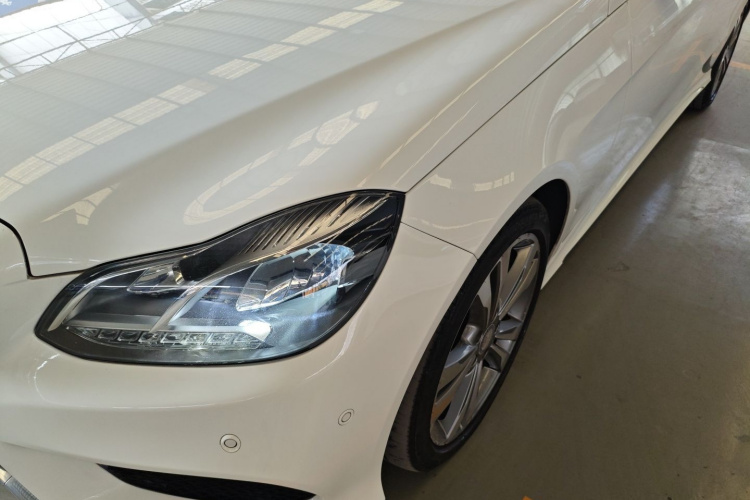 奔驰E级 2014款 改款 E 300 L 运动型局部细节36