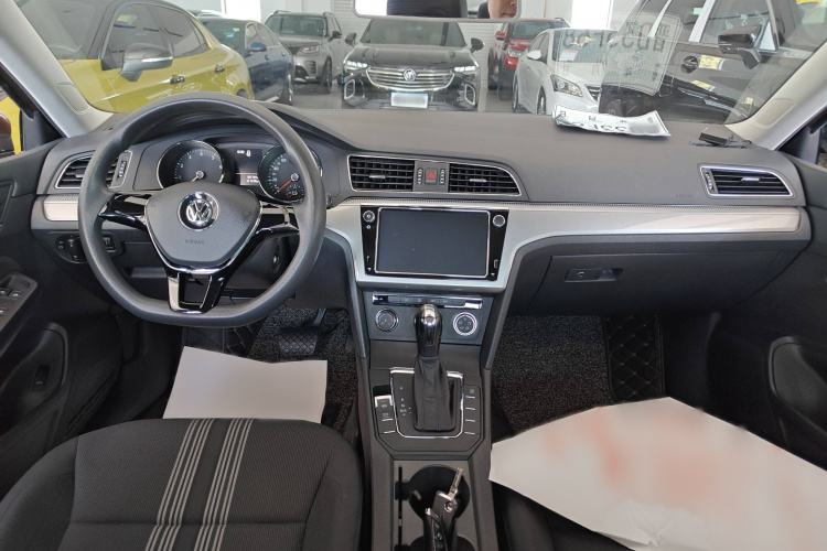 大众 凌渡 2015款 230TSI DSG风尚版中控内饰7003