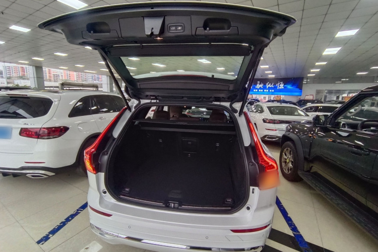 沃尔沃XC60新能源 2024款 T8 插电混动 长续航四驱智雅豪华版局部细节23