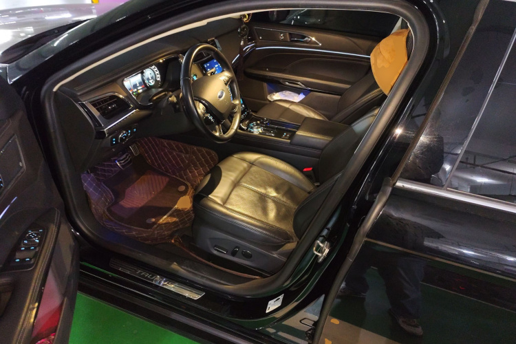 福特 金牛座 2019款 EcoBoost 245 尊享版中控内饰19