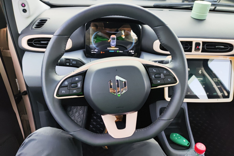 零跑汽车 零跑T03 2021款 400豪华版中控内饰13