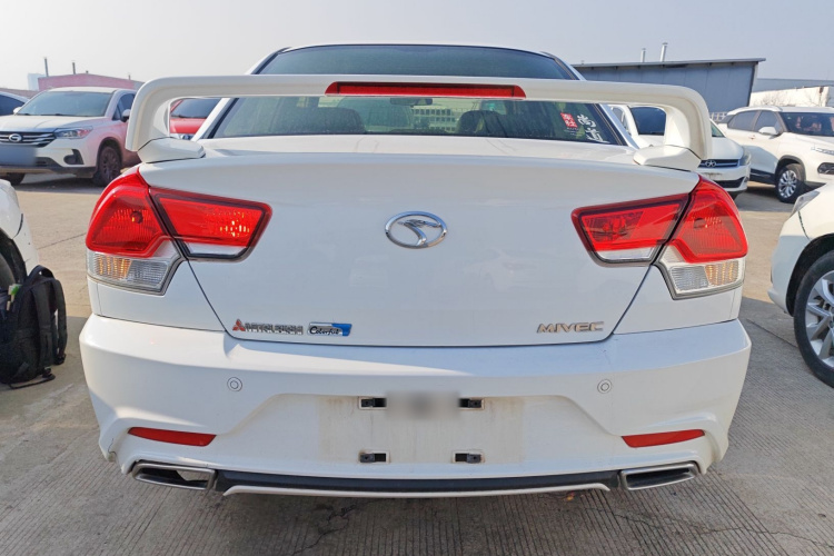 东南 V3菱悦 2015款 1.5L 手动风采版车身外观6