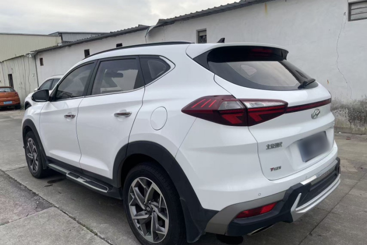 现代 途胜 2019款 280TGDi 双离合两驱时尚版 国VI车身外观6005