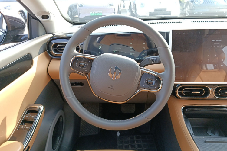 零跑汽车 零跑C01 2024款 纯电 525尊享版局部细节13