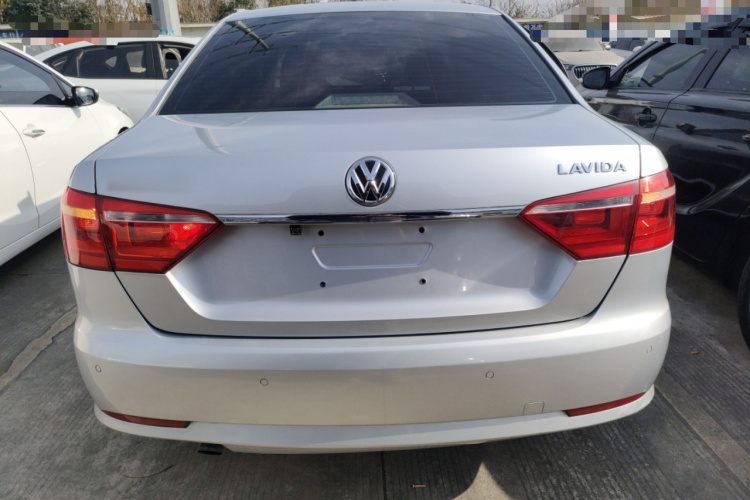 大众 朗逸 2013款 改款经典 1.6L 自动舒适版车身外观6004