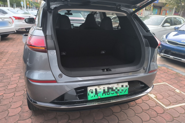 小鹏G3 2021款 G3i 460G机舱底盘23