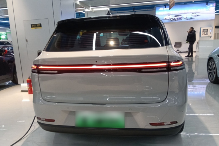 零跑汽车 零跑C10 2024款 210激光雷达版车身外观6