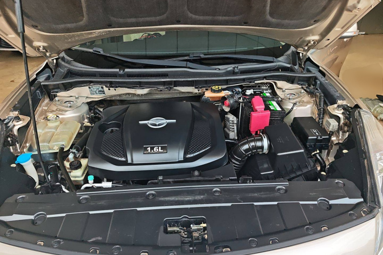 海马 福美来 2014款 M5 1.6L 自动精英型局部细节24