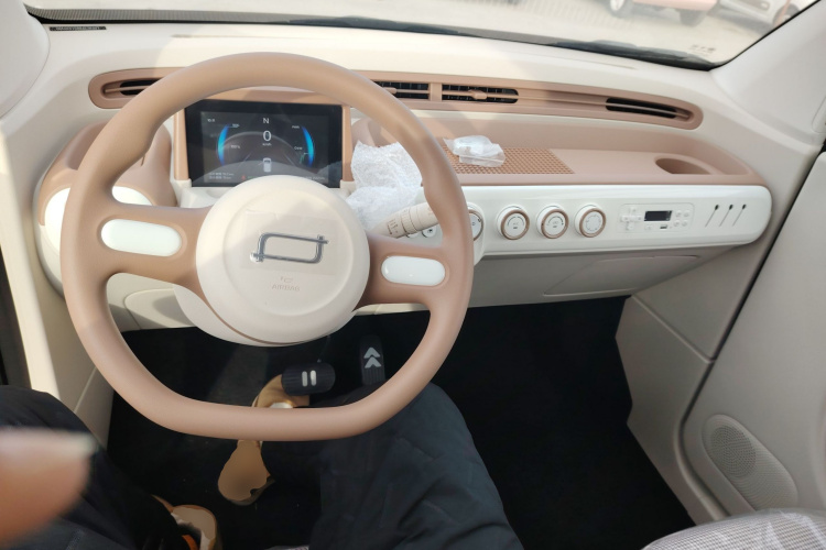 奔腾小马 2026款 222km 萌趣马 Plus中控内饰12