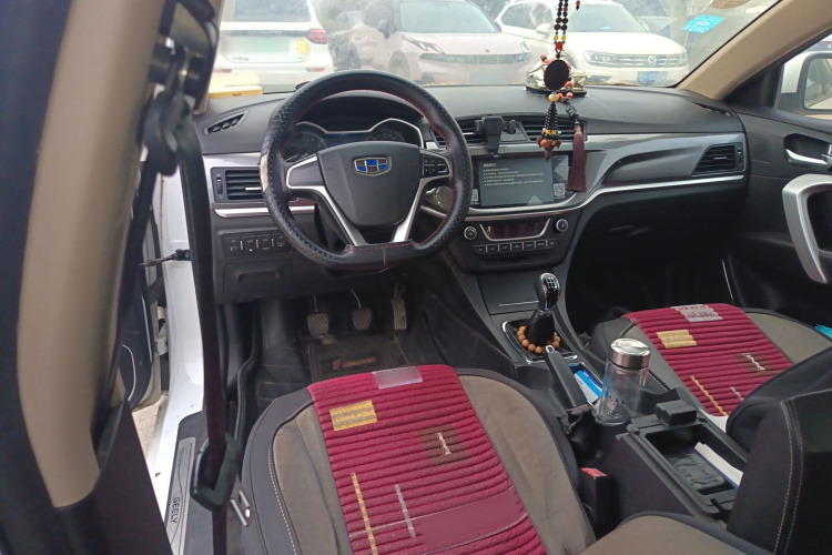 吉利汽车 帝豪 2017款 三厢百万款 1.5L 手动向上版中控内饰13