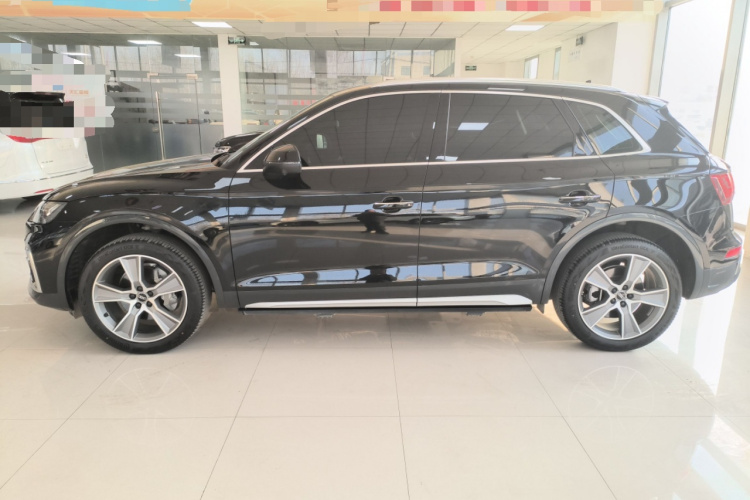 奥迪Q5L 2023款 40T 豪华致雅型车身外观6003