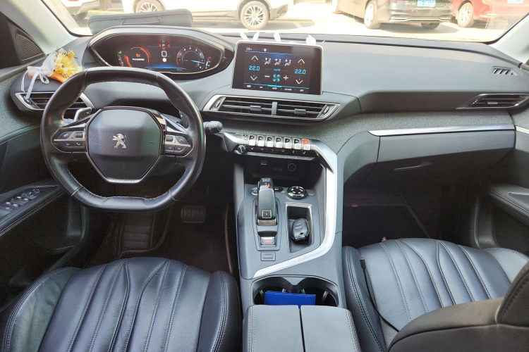 标致4008 2017款 350THP 豪华版中控内饰12