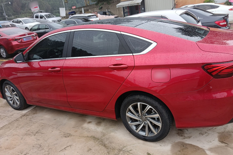 吉利汽车 缤瑞 2018款 14T CVT缤纷版车身外观4