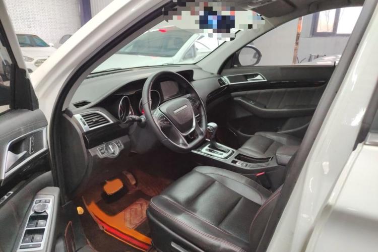 猎豹汽车 猎豹CS10 2017款 2.0T 自动都市型中控内饰7002