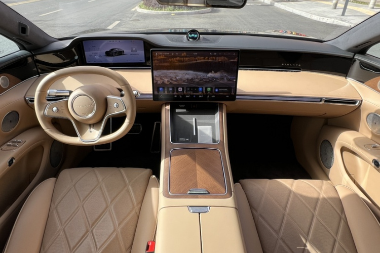 鸿蒙智行 享界S9 2024款 纯电 Ultra 四驱旗舰版中控内饰7003