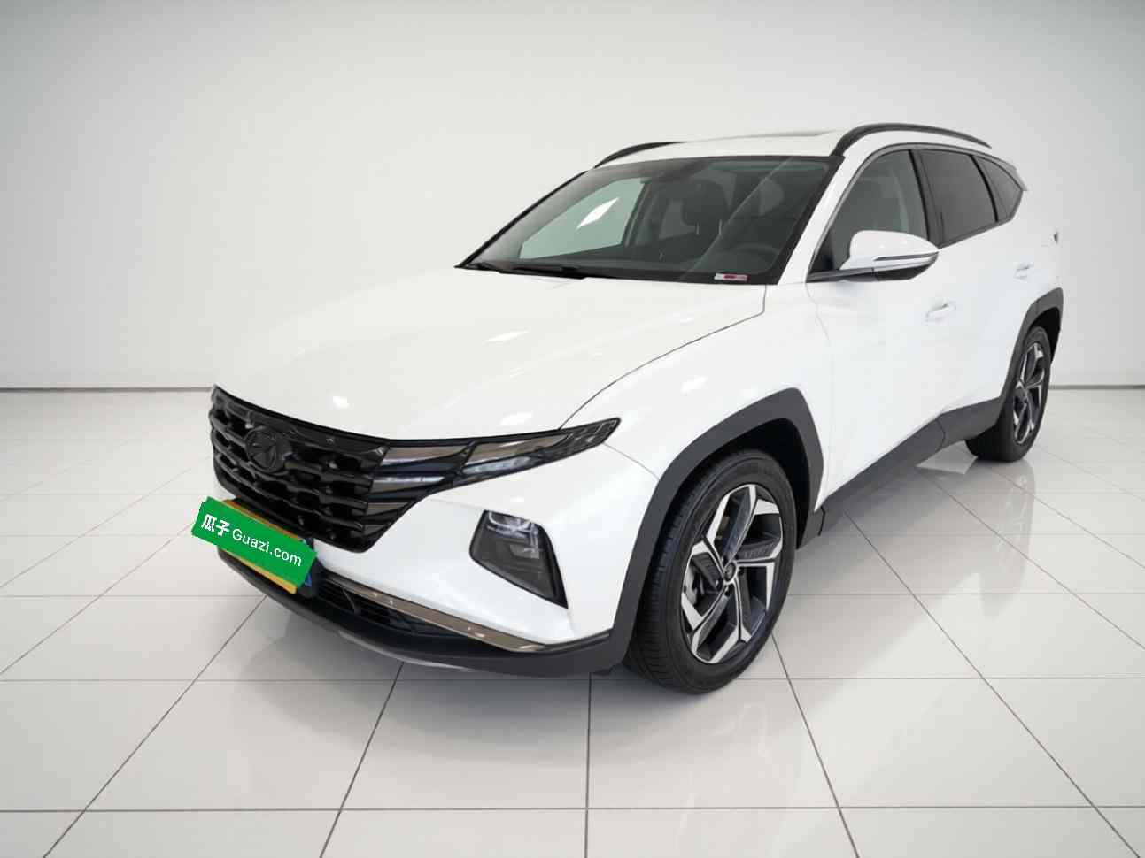 现代 2023款 途胜L 1.5T 自动两驱LUX尊贵版(2)
