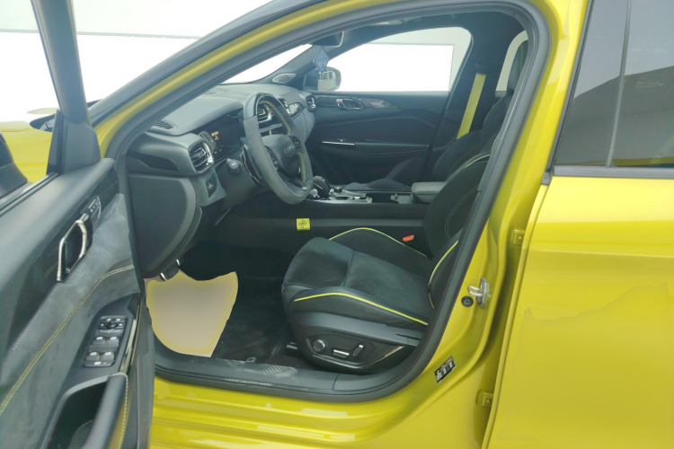 领克03 2019款 03+ 2.0TD 自动驭风版中控内饰19