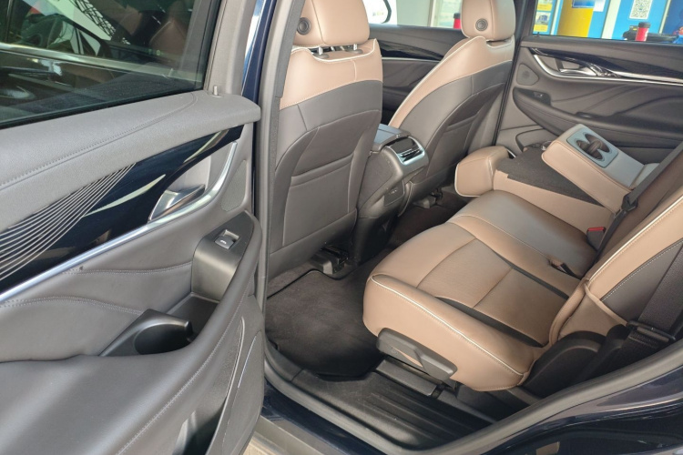 别克 昂科旗 2020款 28T 四驱旗舰型中控内饰21