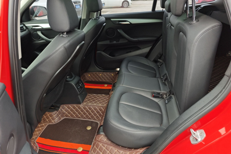 宝马X1 2019款 sDrive20Li 领先型中控内饰21