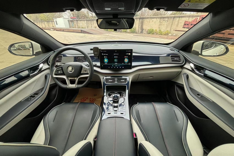 比亚迪 秦PLUS 2021款 EV 500KM 尊贵型局部细节22