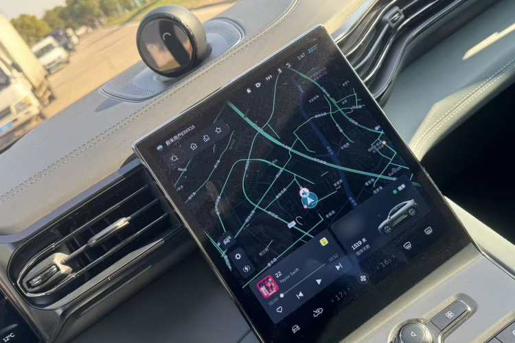 蔚来EC6 2020款 440KM 签名版中控内饰7005