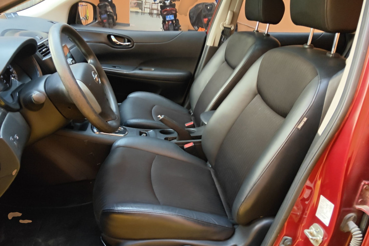 日产 骐达TIIDA 2014款 1.6L CVT智能型中控内饰19
