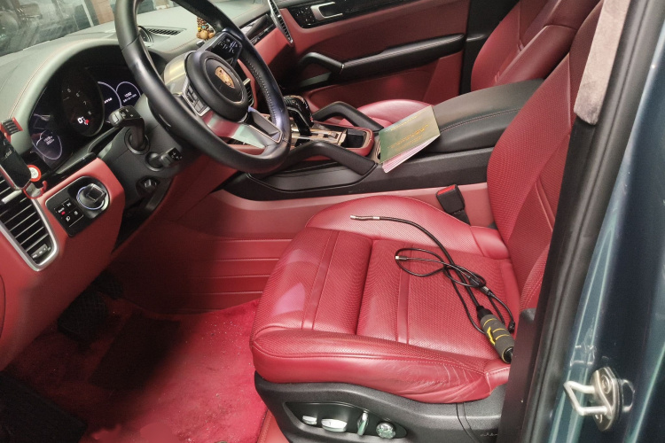 保时捷 2019款 Cayenne 3.0T中控内饰19