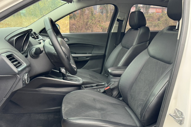 福特 福睿斯 2019款 改款 1.5L 自动悦享型 国VI局部细节19