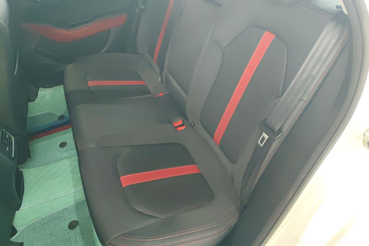 思皓A5 2022款 1.5T CVT青春版中控内饰21