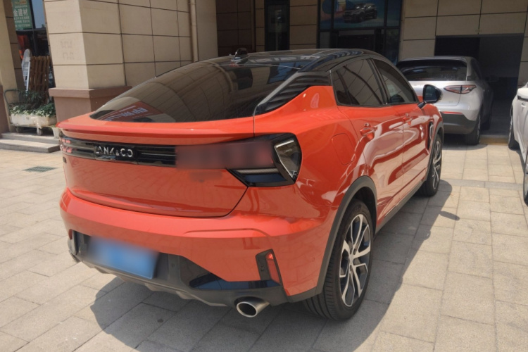 领克05 2020款 2.0TD 四驱劲Halo车身外观7