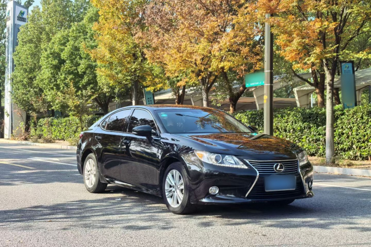 雷克萨斯ES 2013款 250 精英版车身外观6002