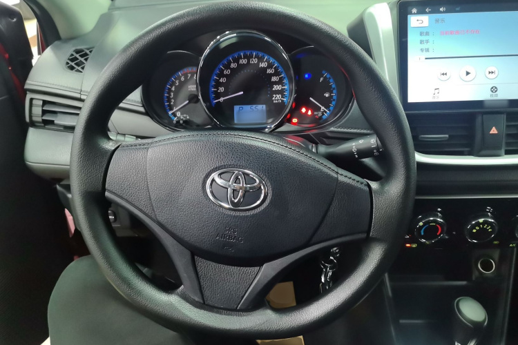 丰田 YARiS L 致炫 2016款 改款 1.5E CVT魅动版中控内饰13