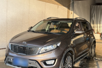 起亚 智跑 2015款 2.0L 自动两驱版GLS