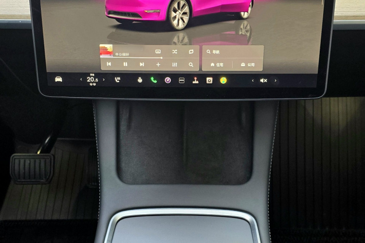 特斯拉 Model Y 2022款 改款 后轮驱动版局部细节16