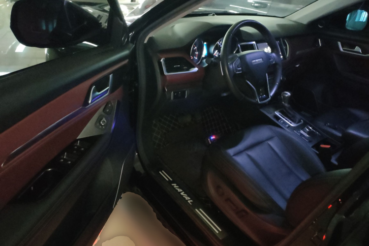 哈弗H6 Coupe 2018款 红标 1.5T 自动两驱超豪型中控内饰20