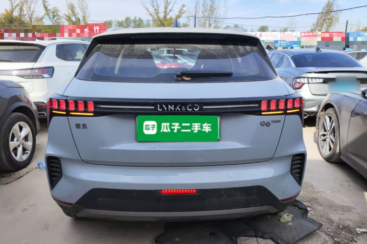 领克06 EM-P 2023款 1.5T Remix PHEV Pro车身外观6