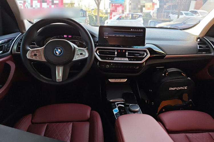 宝马iX3 2024款 领先型中控内饰12