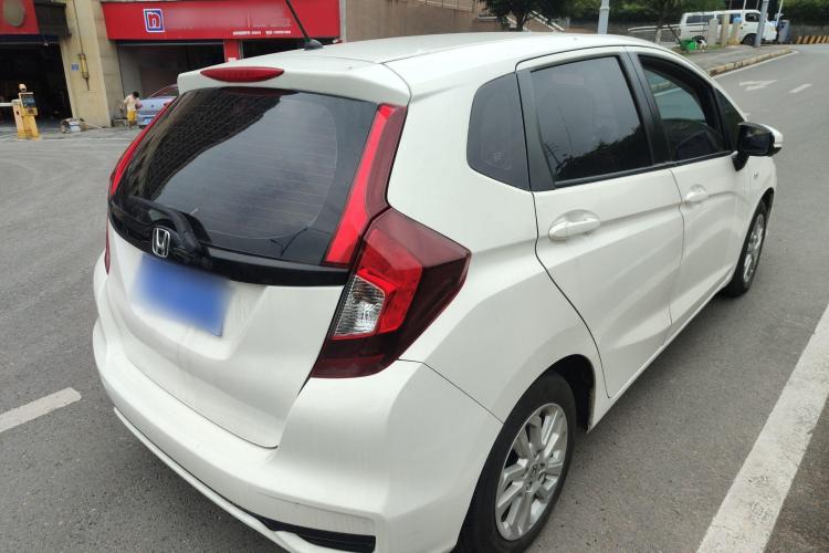 本田 飞度 2018款 1.5L CVT舒适天窗版车身外观6003