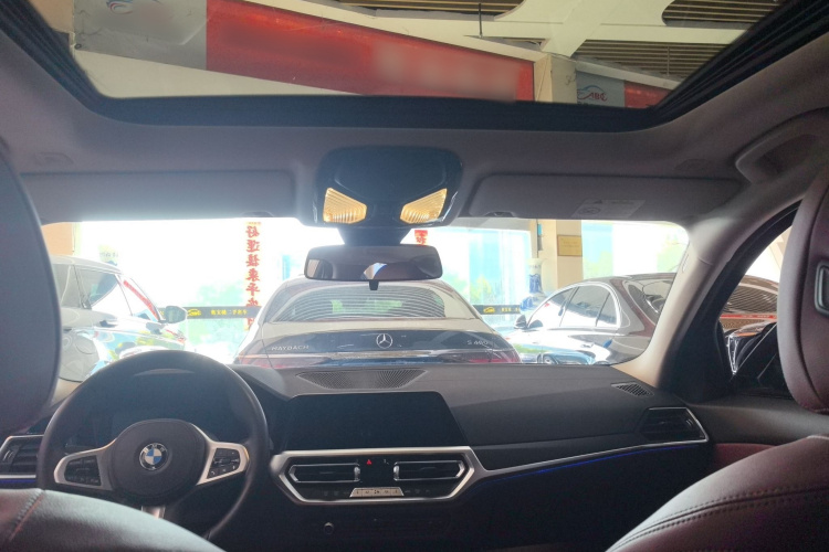 宝马3系 2022款 改款 325i M运动套装中控内饰22