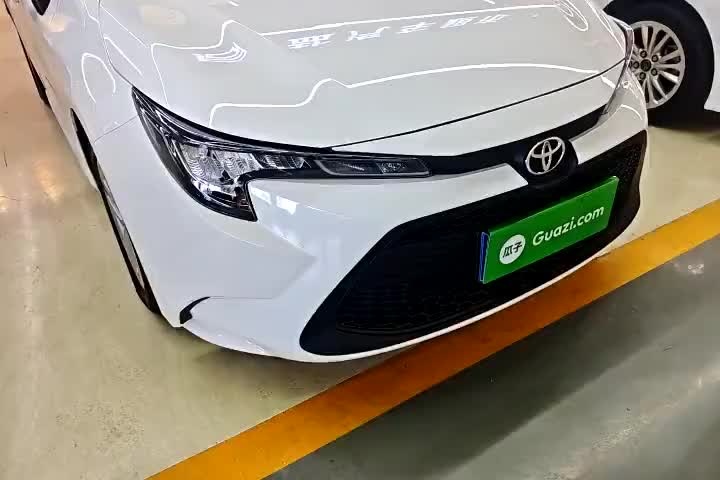 丰田 雷凌 2022款 TNGA 1.5L CVT进取版实拍1