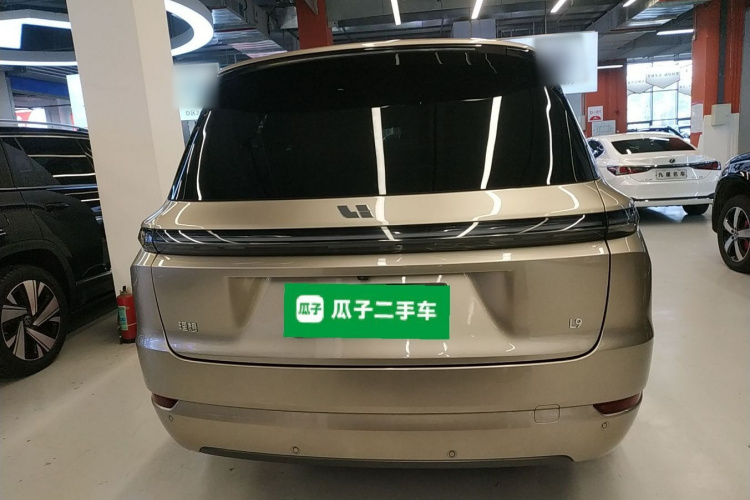 理想汽车 理想L9 2023款 Pro车身外观6